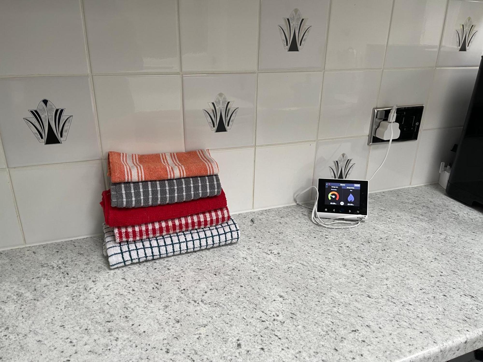 London Luxe Rooms Surbiton Eksteriør billede